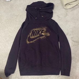 womens purple nike hoddie